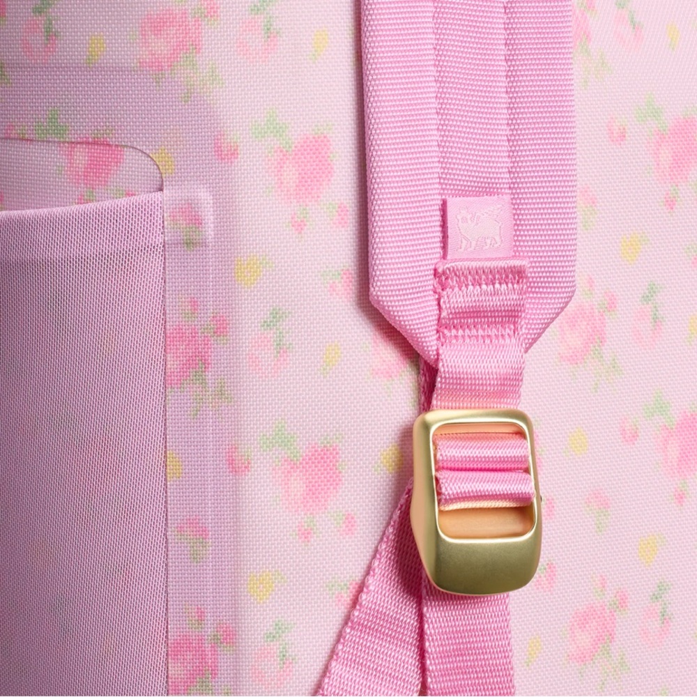 STANLEY X LOVESHACKFANCY ALL DAY MADELEINE COOLER BACKPACK | 20 CAN | 13.2 L,NEW - Picture 5 of 17